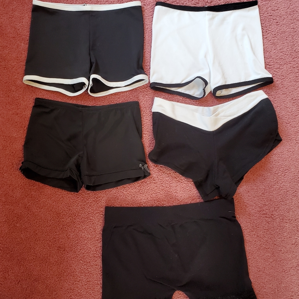 5 pair Playground Shorts for under dresses- size M